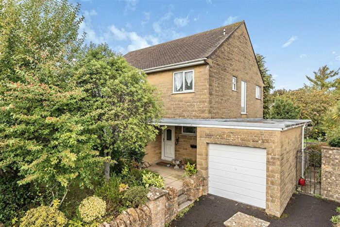 4 Bedroom Detached House For Sale In Summer Shard, South Petherton, TA13