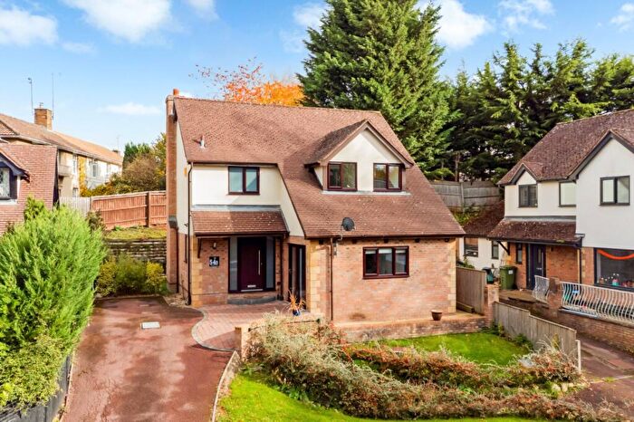 4 Bedroom Detached House For Sale In School Road, Charlton Kings, Cheltenham, Gloucestershire, GL53