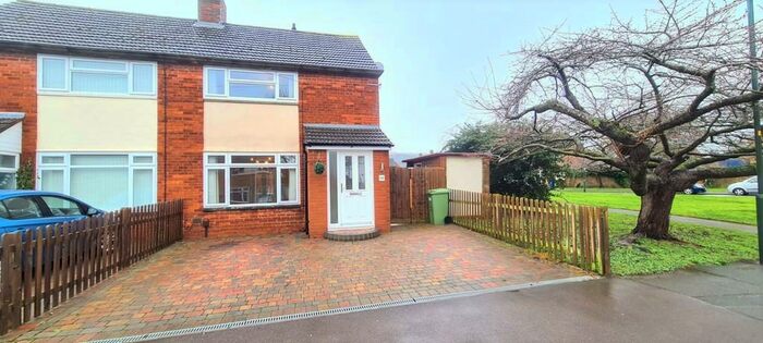 2 Bedroom Semi-Detached House To Rent In Linworth Road, GL52