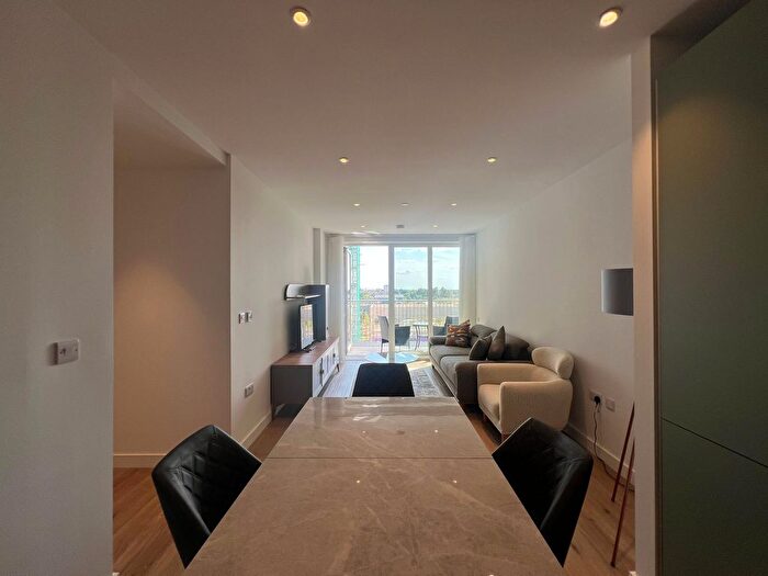 2 Bedroom Flat To Rent In The Green Quarter, London, UB1