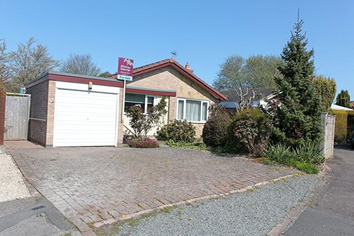 2 Bedroom Detached Bungalow For Sale In Gayhurst Close, Wigston, LE18
