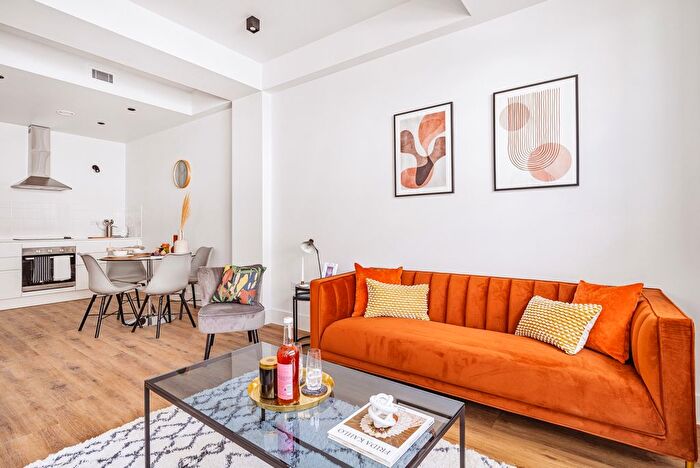 1 Bedroom Flat To Rent In Kirkdale, Sydenham, SE26