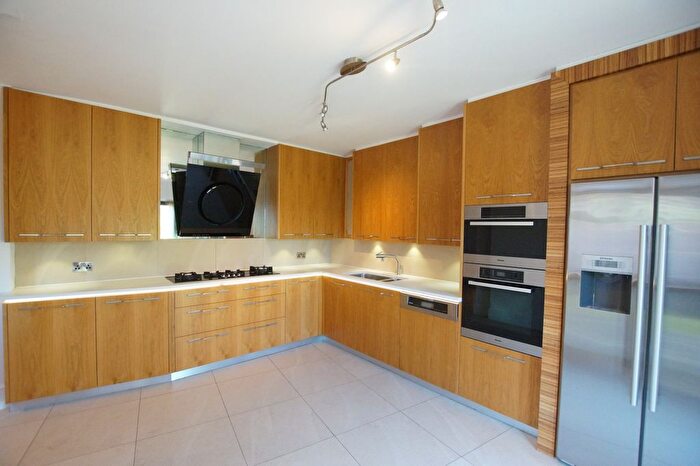 4 Bedroom Detached House For Sale In Bruce Road, Lincoln, LN2