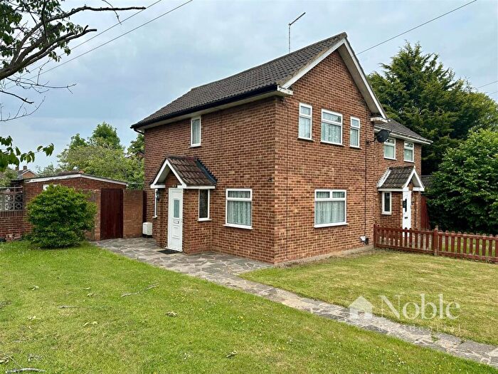 2 Bedroom Semi-Detached House To Rent In The Broadwalk South, Brentwood, CM13