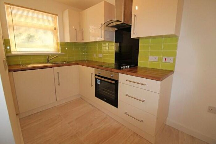 3 Bedroom Flat To Rent In Broadway Cardiff, CF24