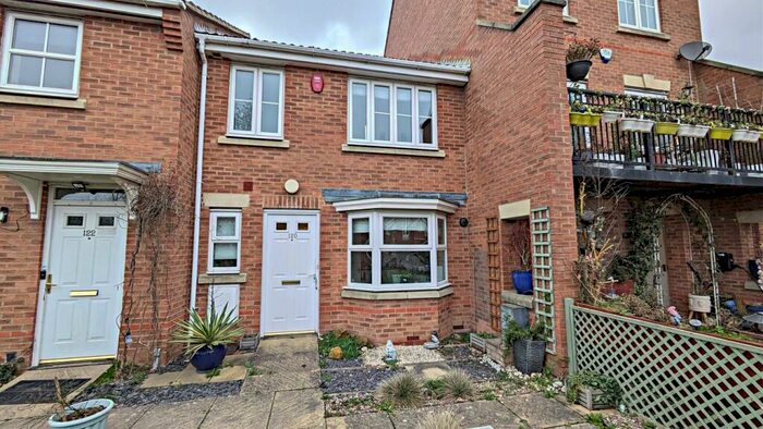 2 Bedroom Terraced House To Rent In Campion Road, Hatfield, AL10