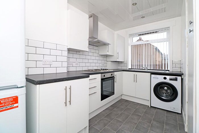 2 Bedroom Flat To Rent In Balmedie Drive, Dundee, DD4