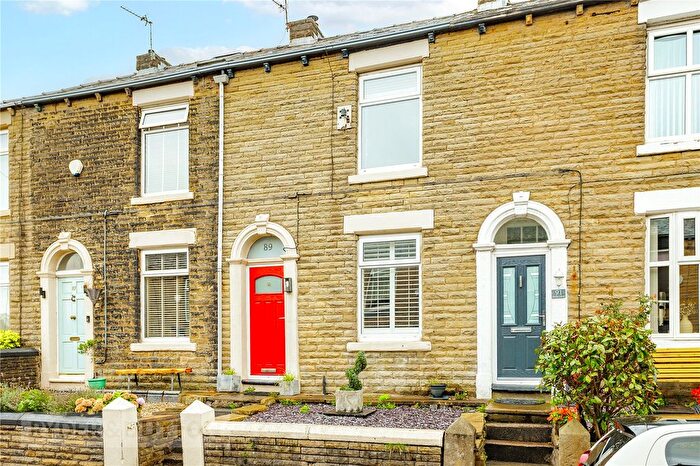 2 Bedroom Terraced House For Sale In Under Lane, Grotton, Saddleworth, OL4
