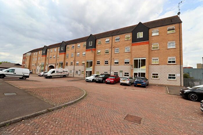2 Bedroom Apartment For Sale In Riverside Drive, Lincoln, LN5