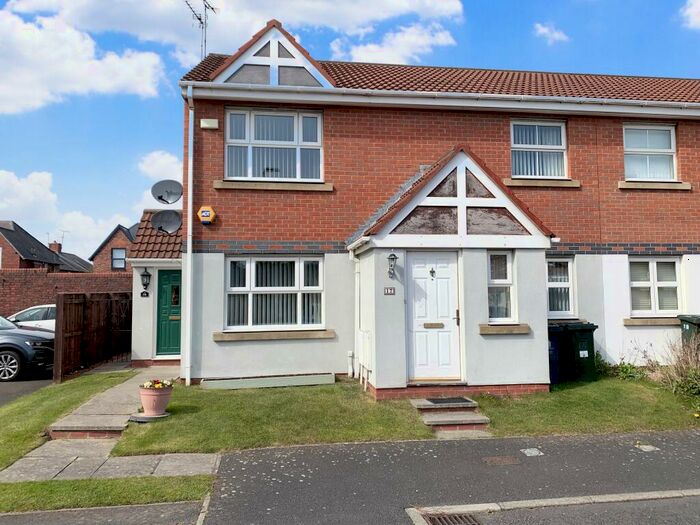 2 Bedroom Apartment To Rent In Hillheads Court, Whitley Bay, NE25