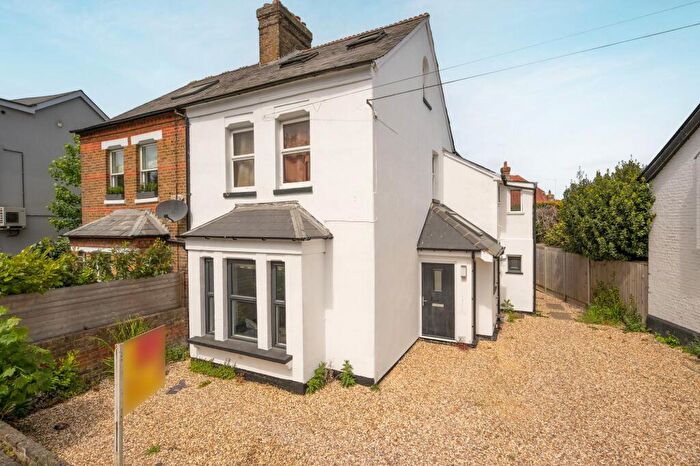 2 Bedroom Flat To Rent In London Road, Ascot, SL5