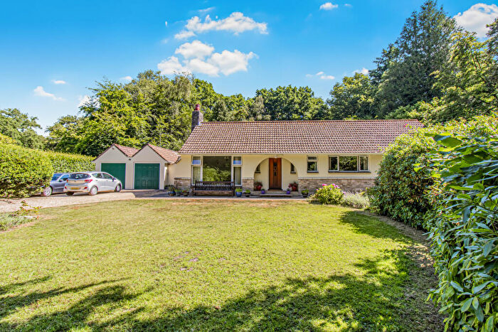 3 Bedroom Bungalow For Sale In Woodgreen, Fordingbridge, Hampshire, SP6