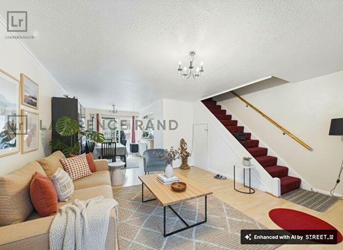 3 Bedroom Terraced House To Rent In Lancaster Road, Northolt, UB5