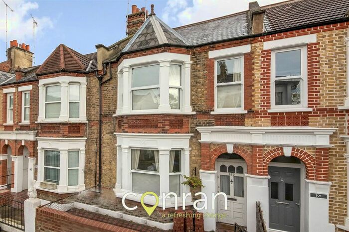 3 Bedroom Terraced House To Rent In Woodhill, London, SE18