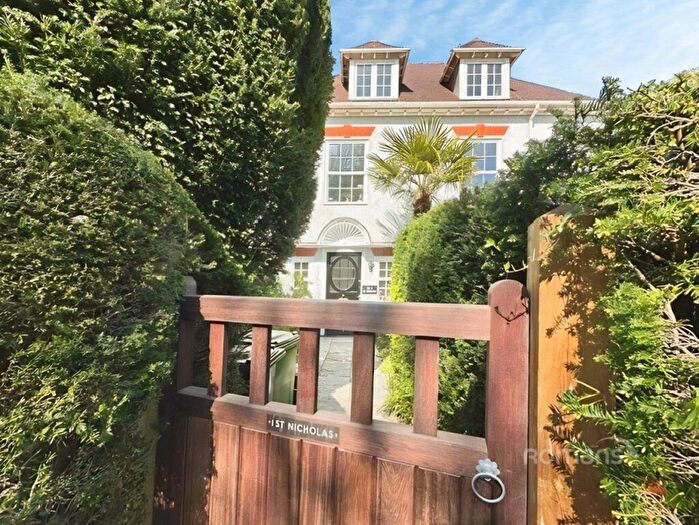 2 Bedroom Flat To Rent In St. Nicholas, Mead Road, Winchester, SO23