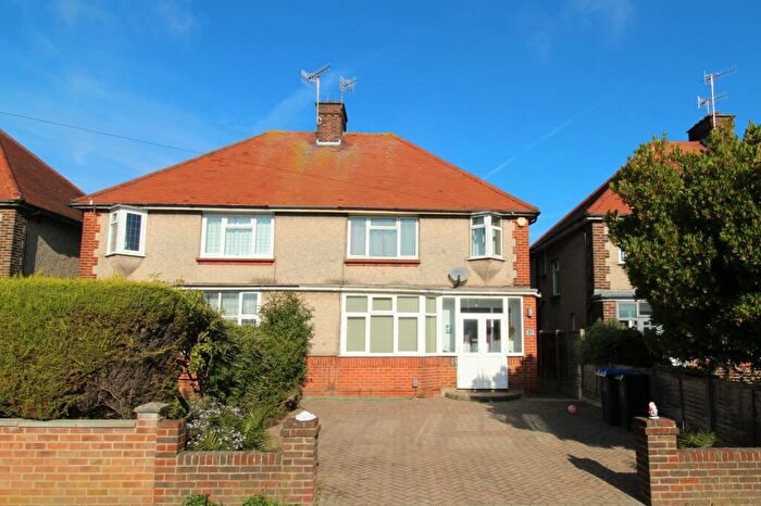 3 Bedroom House To Rent In Sheridan Road, Worthing, BN14