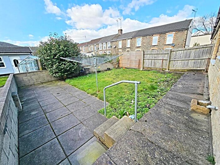 3 Bedroom Semi-Detached Bungalow To Rent In Springfield Terrace, Rhydyfelin, Pontypridd, CF37