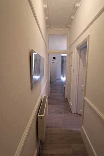 1 Bedroom Flat To Rent In Norbury Court Road, Norbury, SW16