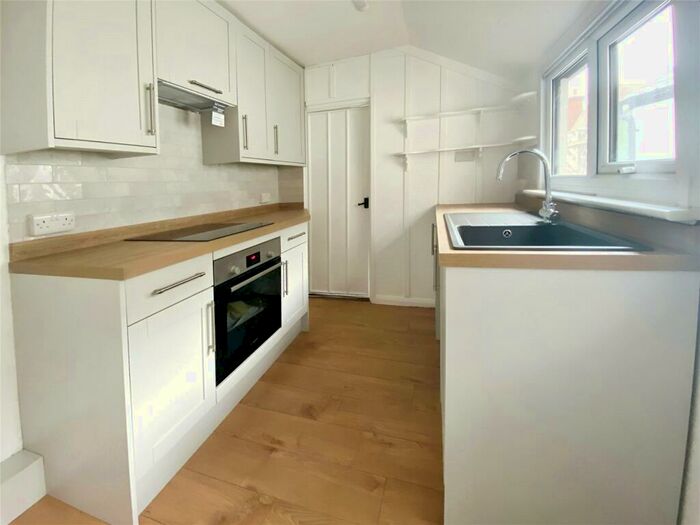 3 Bedroom Terraced House To Rent In Loose Road, Maidstone, Kent, ME15