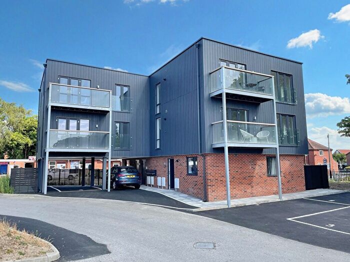 2 Bedroom Apartment For Sale In The Gatehouse - Flat, IP16