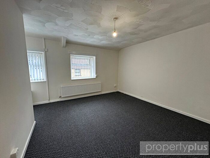 2 Bedroom Flat To Rent In Gelligaled Road, Ystrtad, Rhondda Cynnon Taff, CF41