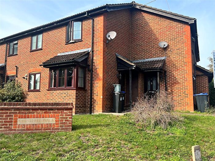 2 Bedroom Maisonette To Rent In Chestnut Walk, Byfleet, West Byfleet, Surrey, KT14
