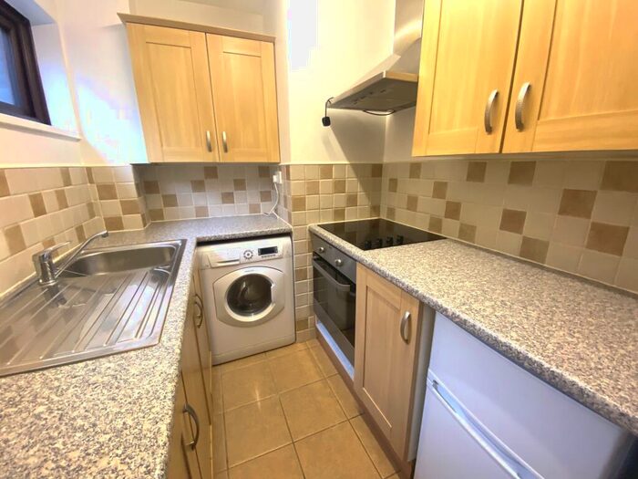 1 Bedroom Apartment To Rent In St. Nicholas Close, King's Lynn., PE30
