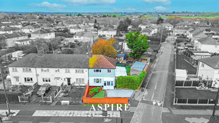 3 Bedroom End Of Terrace House For Sale In Brennan Road, Tilbury, Thurrock, RM18