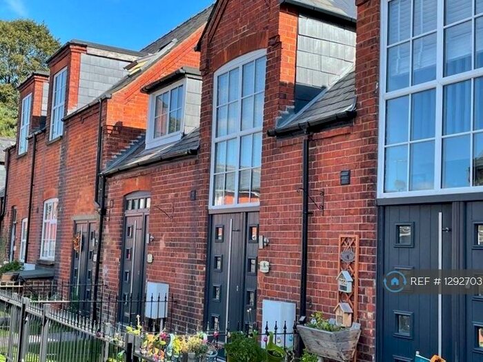 1 Bedroom Terraced House To Rent In Charlie Mews, Farnborough, GU14