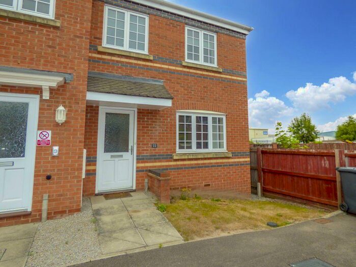 2 Bedroom Apartment To Rent In Glover Road, Castle Donington, DE74