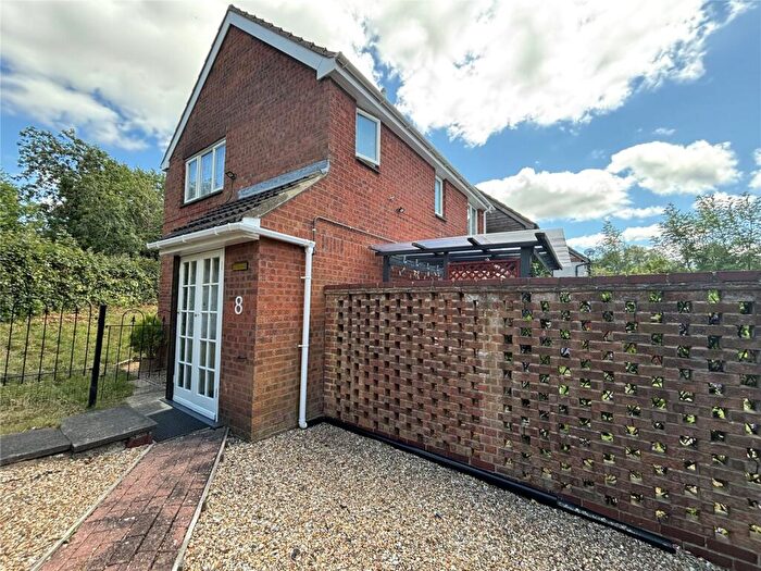 3 Bedroom Detached House For Sale In Ormsgill Court, Heelands, Milton Keynes, Buckinghamshire, MK13