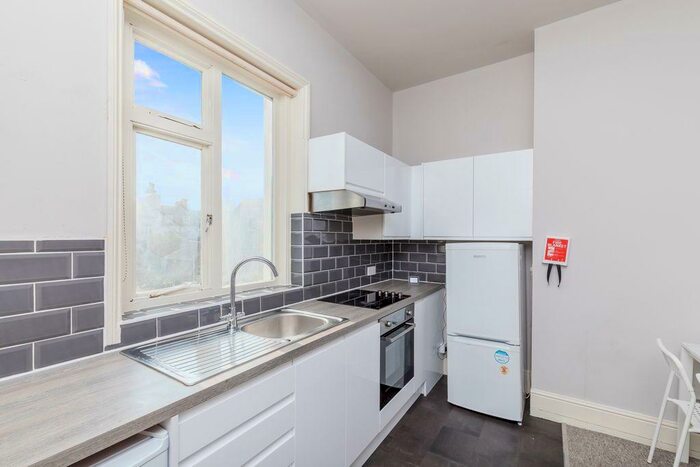 5 Bedroom Maisonette To Rent In Montpelier Place, Brighton, East Sussex, BN1