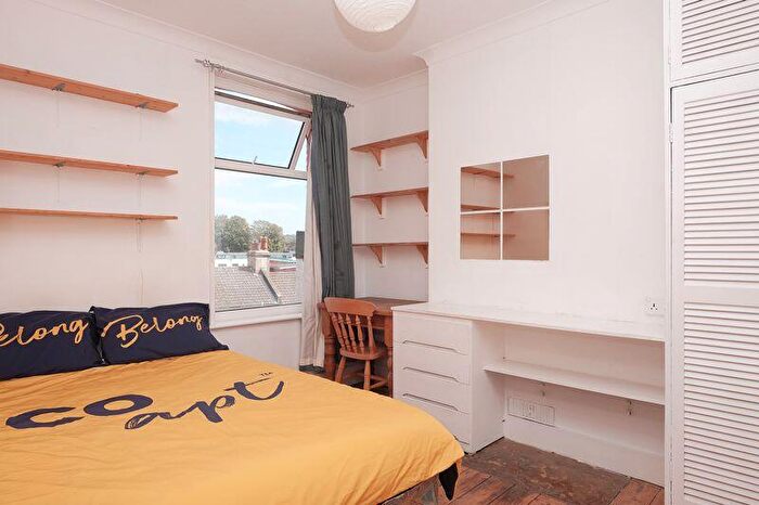 1 Bedroom Terraced House To Rent In Hollingbury Road, Brighton, BN1