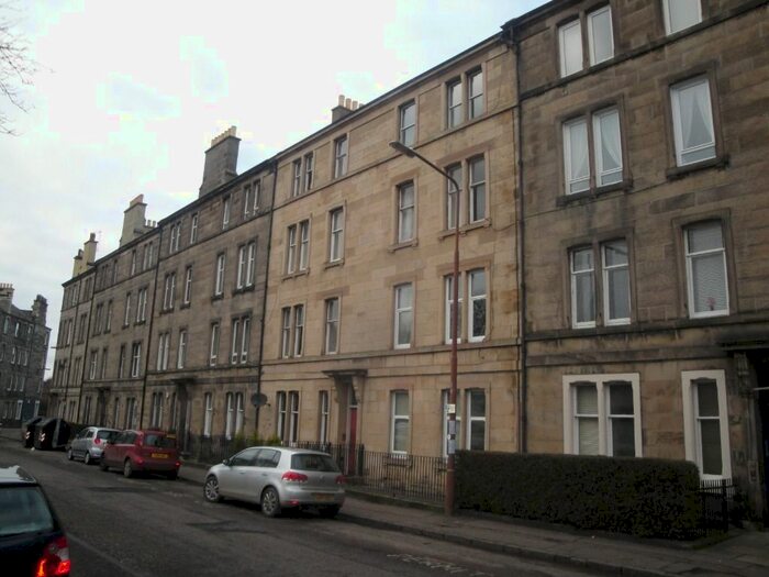 2 Bedroom Flat To Rent In Murieston Crescent, Gorgie, Edinburgh, EH11