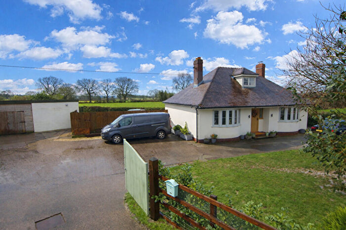 2 Bedroom Detached Bungalow For Sale In Loxley Green, Uttoxeter, ST14