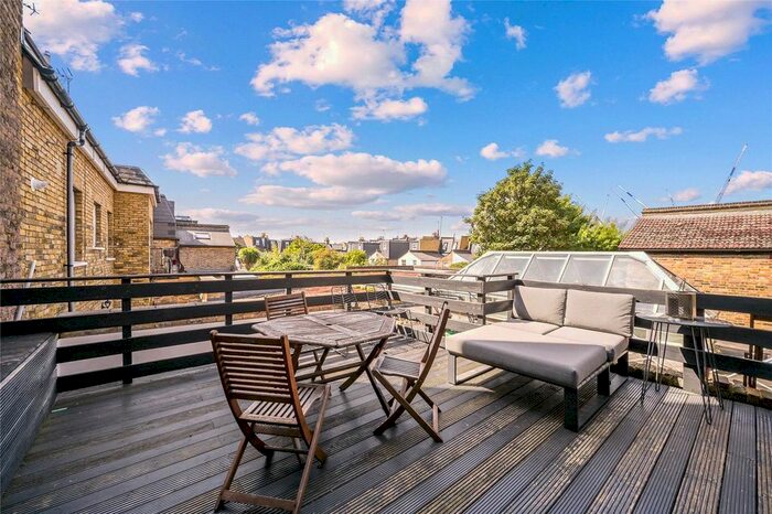 2 Bedroom Flat To Rent In Alma Road, London, SW18