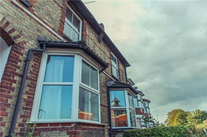 5 Bedroom Semi-Detached House To Rent In Guildford Park Road, Guildford, GU2