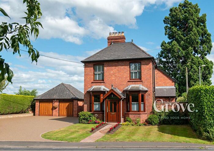 4 Bedroom Detached House For Sale In Lower Chaddesley, Kidderminster, DY10