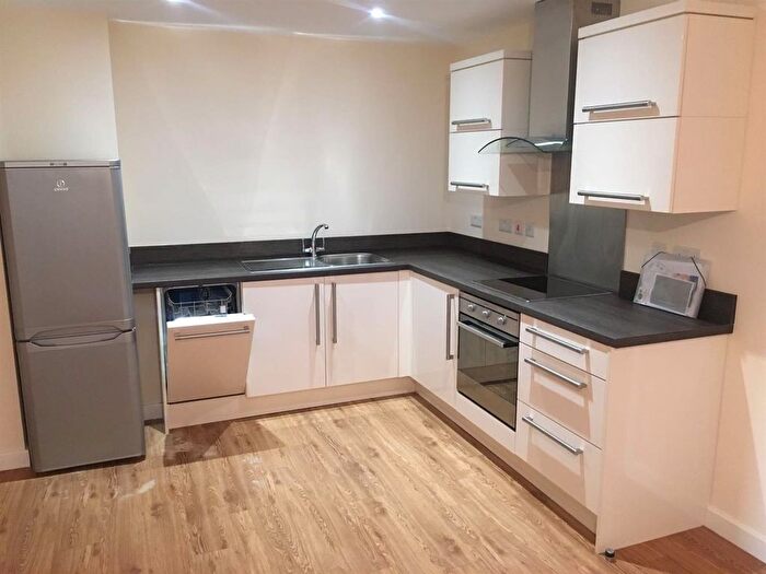 2 Bedroom Flat To Rent In Lower Lee Street, Crecy Court, Leicester, LE1