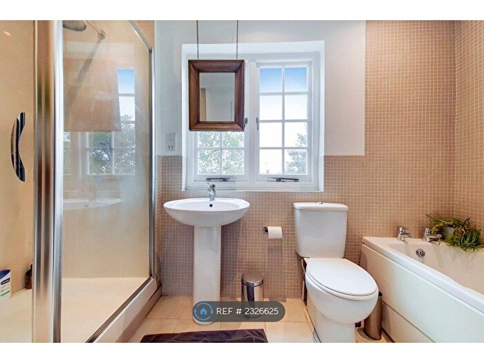 1 Bedroom Flat To Rent In Cathcart Road, London, SW10