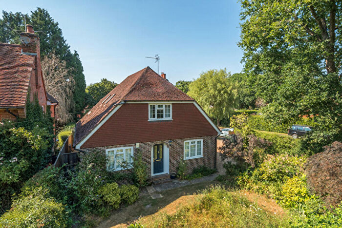 4 Bedroom Detached House For Sale In The Green, Dunsfold, GU8