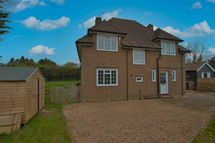 3 Bedroom Detached House To Rent In Porters Park Golf Club, Shenley Hill, Radlett, WD7