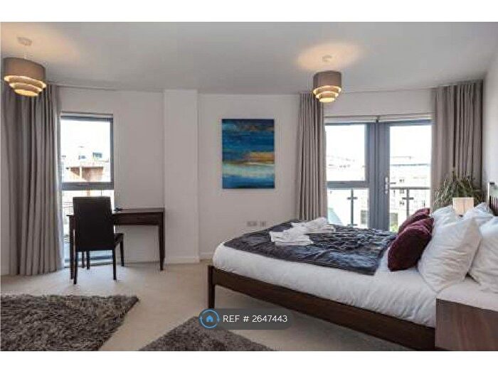 2 Bedroom Flat To Rent In Glenalmond Ave, Cambridge, CB2