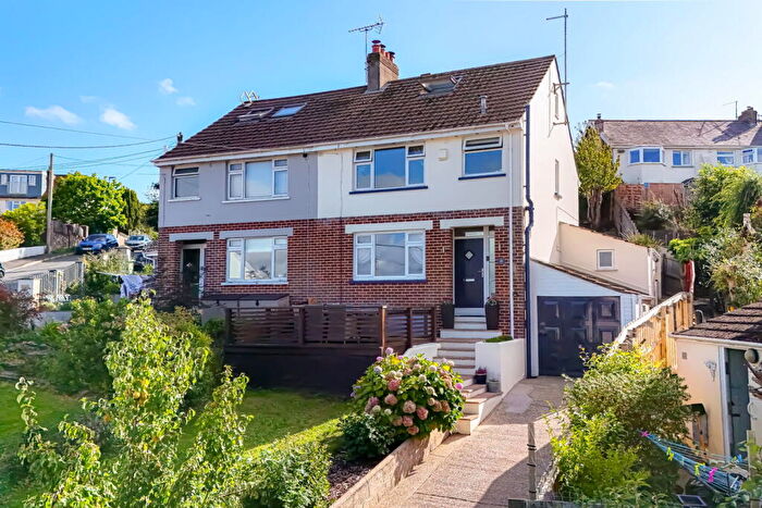 4 Bedroom Semi Detached House For Sale In North View Avenue, Bideford, EX39
