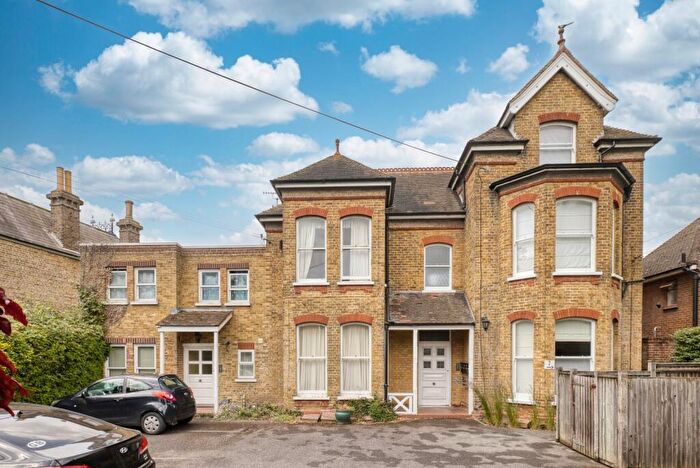 2 Bedroom Flat For Sale In Callis Court Road, Broadstairs, Kent, CT10