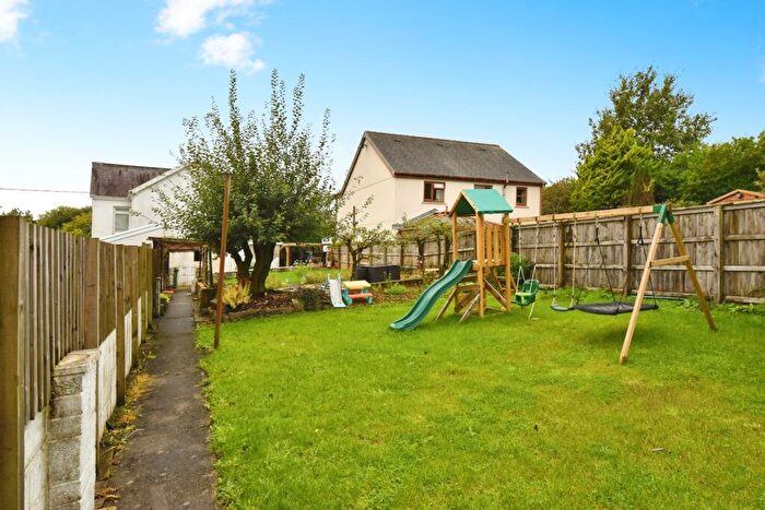 3 Bedroom Semi Detached House For Sale In Dyffryn Road, Saron, Ammanford, Carmarthenshire, SA18