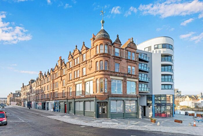 2 Bedroom Flat For Sale In / Henderson Street, Leith, Edinburgh, EH6