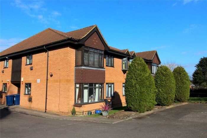 2 Bedroom Apartment To Rent In Station Road, New Barnet, Barnet, EN5