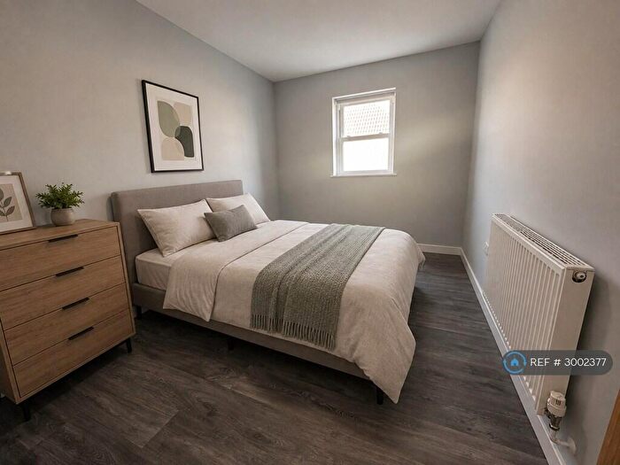 2 Bedroom Flat To Rent In Gloucester Road, Bristol, BS7