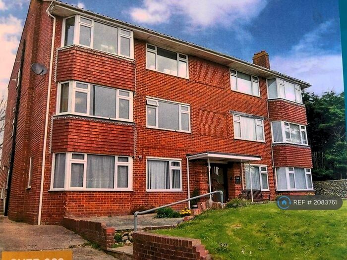 2 Bedroom Flat To Rent In Sutton Park Road, Seaford, BN25